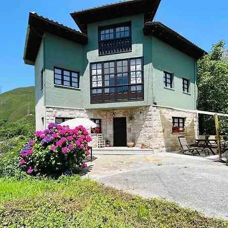 Acogedora Casa En Arangas Cabrales Arenas De Cabrales Exterior photo